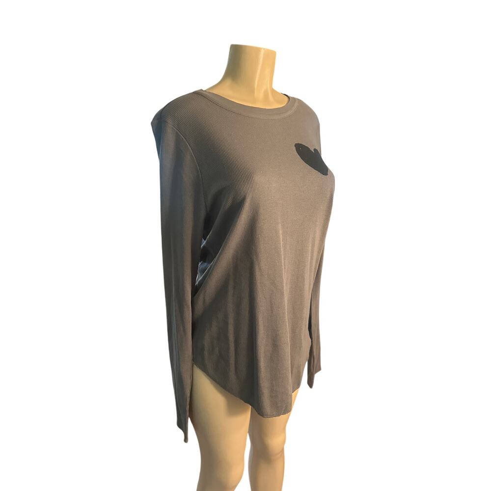 NWT Women L Evereve Olive Black With Heart Thermal Shirt Long Slv Tee Top